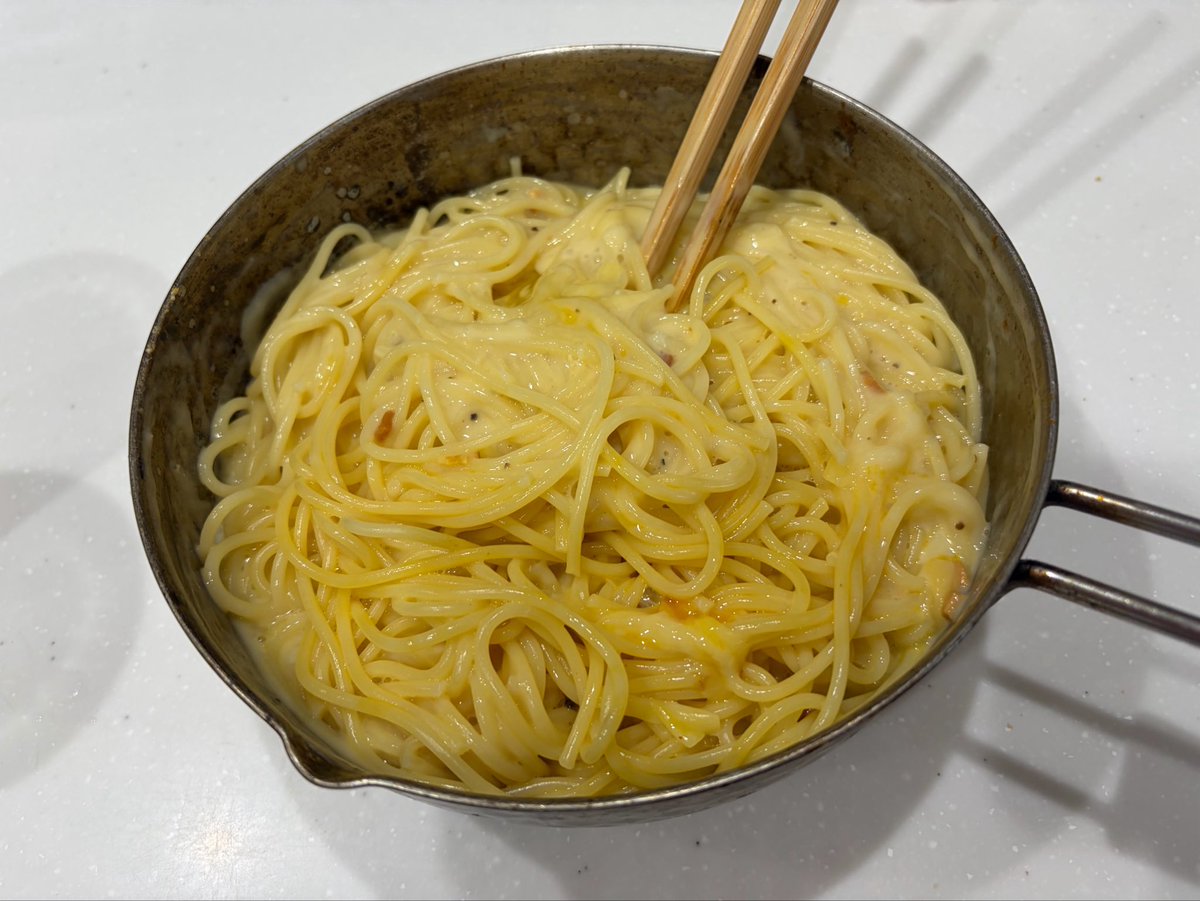 y_042o9's tweet photo. 何してても食べ物のことかお金のことばっか考えてる https://t.co/vAcvRvqc1o