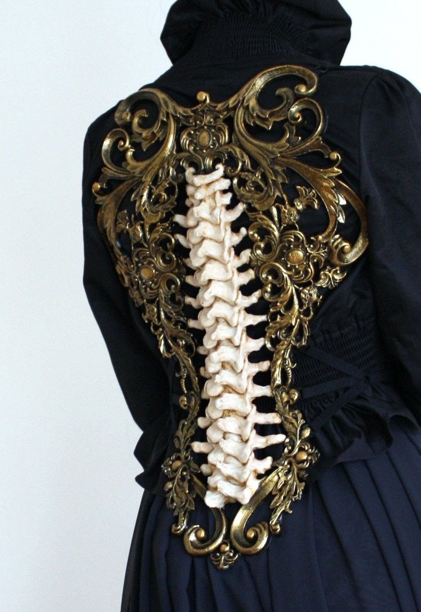 gothicornate_'s tweet photo. ornate, haunting, and beautifully macabre 🖤 https://t.co/NZrRiuRcfP