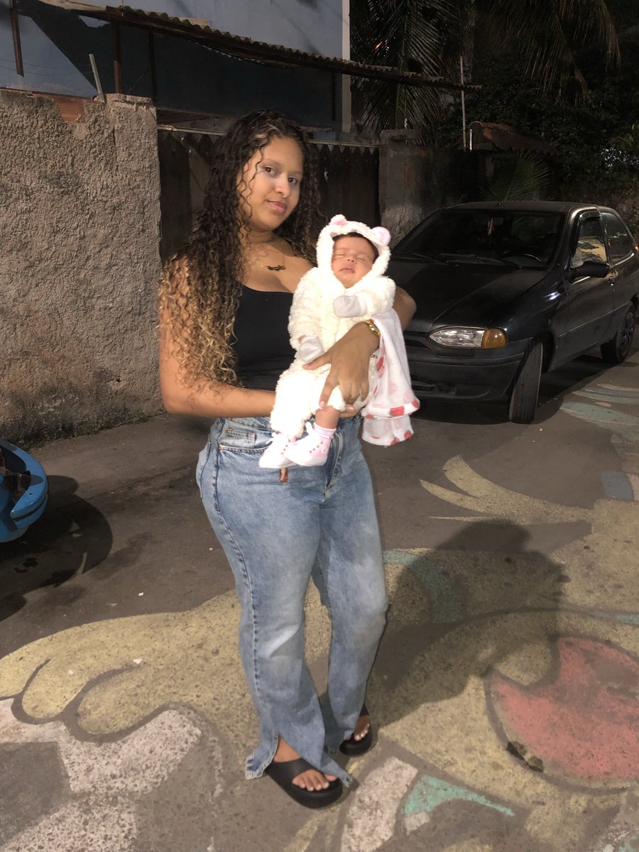 Marcellee_05's tweet photo. Dádiva do meu senhor que não me abandonou, me deu você pra eu nunca mais caminhar sozinha!❤️‍🩹 https://t.co/7wtR1fRMh9
