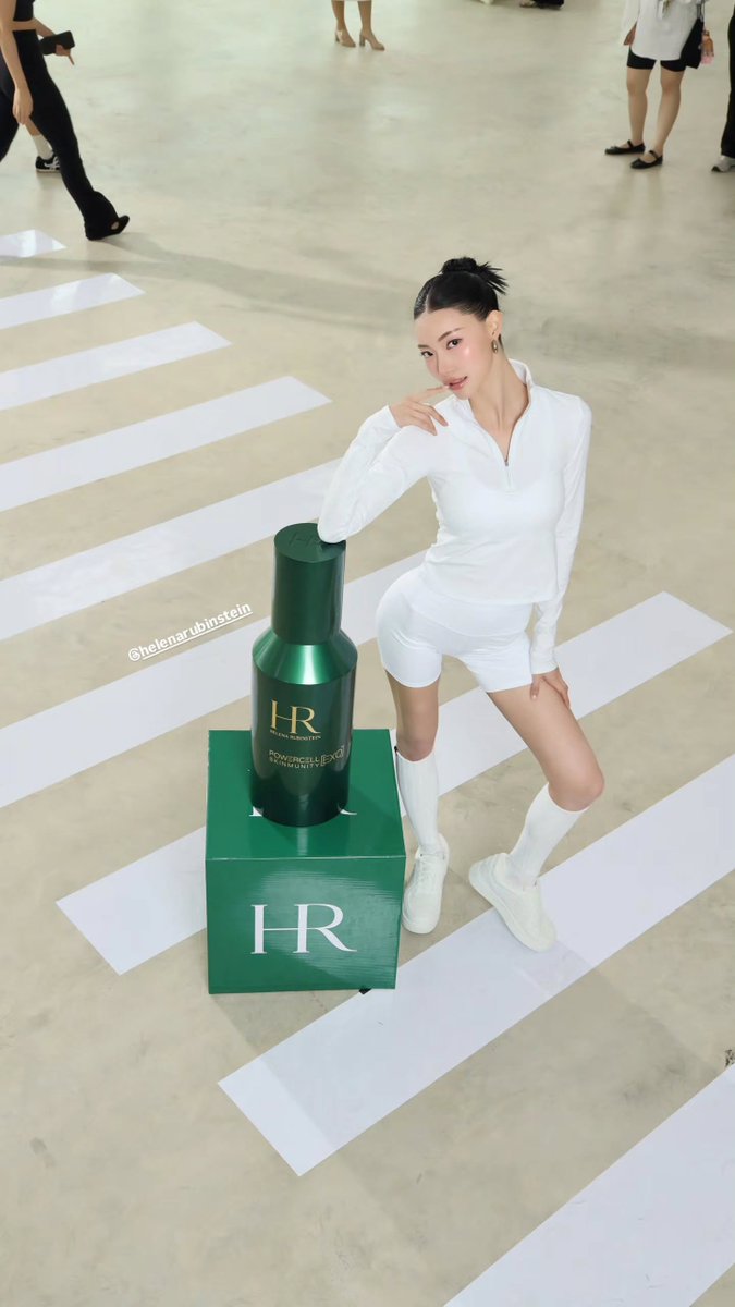 JingJingYuHome's tweet photo. 🎀 [23092026] 🎀

IG story : jingjingyu36

#PowercellEXOxJingjingYu
#HowBurnOutlsYourSkin
#HelenaRubinsteinTH
#jingjingyu #จิงจิงยู https://t.co/KRXHgAIspa