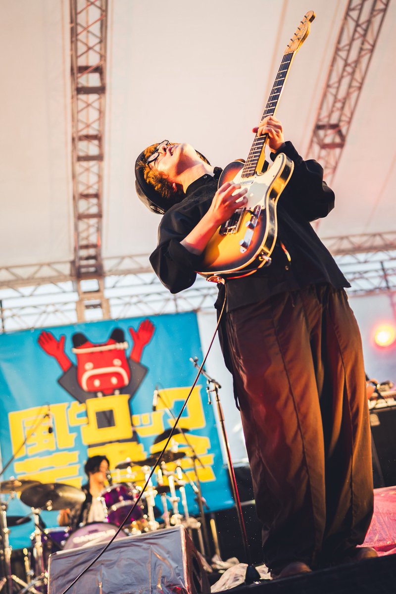 YamaokaTomotake's tweet photo. WHITE ASH9年ぶり風とロック芋煮会ありがとうございました

再始動初フェスが芋煮会でよかった
ただいまおかえりとみんなの笑顔が何より嬉しかった

演者(味噌)とファン(具)の心が0距離の最高の村祭り

これからもずっと一緒に美味しい芋煮作りましょうね🧙🏻‍♀️
#風とロック芋煮会
#SeptemberJAM
📸@KA2ADP https://t.co/RY4ASpvdZL