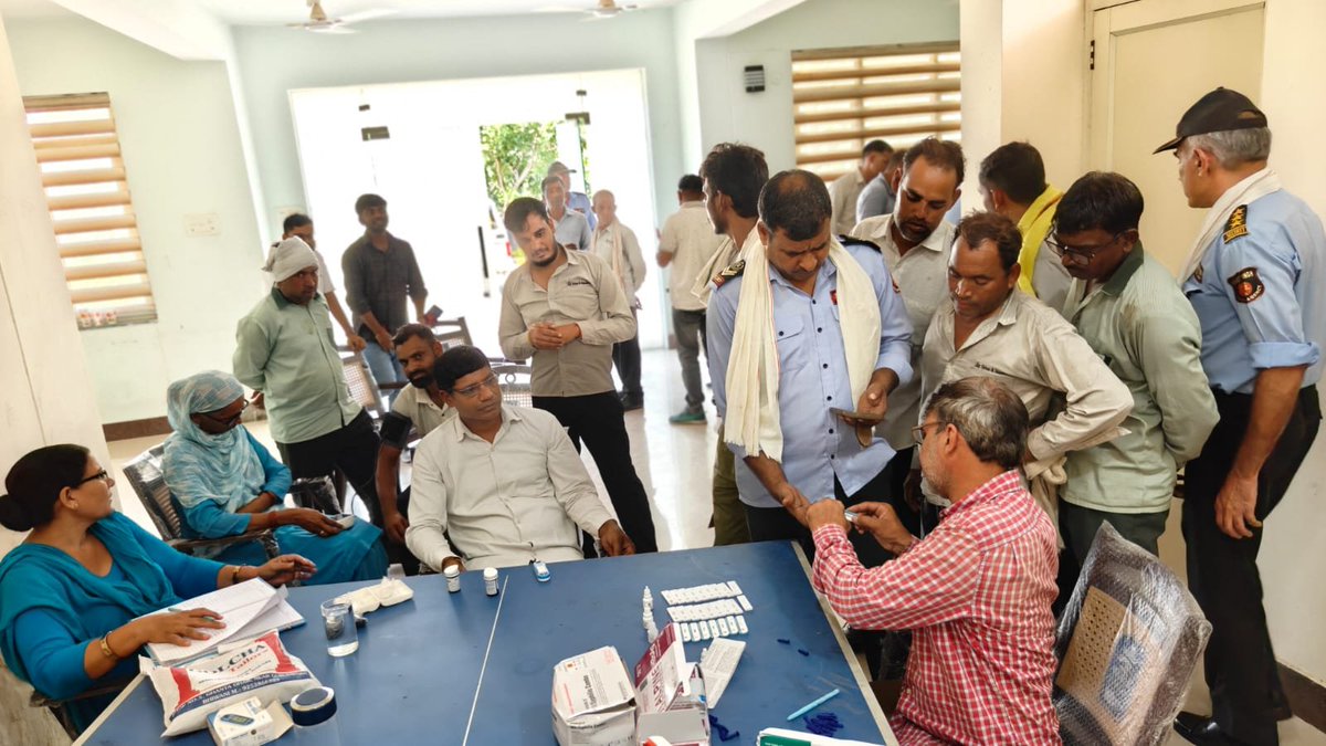 NACOINDIA's tweet photo. Day 43 | HIV Awareness in Action under the Intensified IEC Campaign 3.0

Here’s a look at the efforts across states, with special health camps, folk dances and rallies creating spaces for HIV awareness, conversations and informed action around HIV prevention, testing &amp; treatment. https://t.co/jGeA69EXJ5