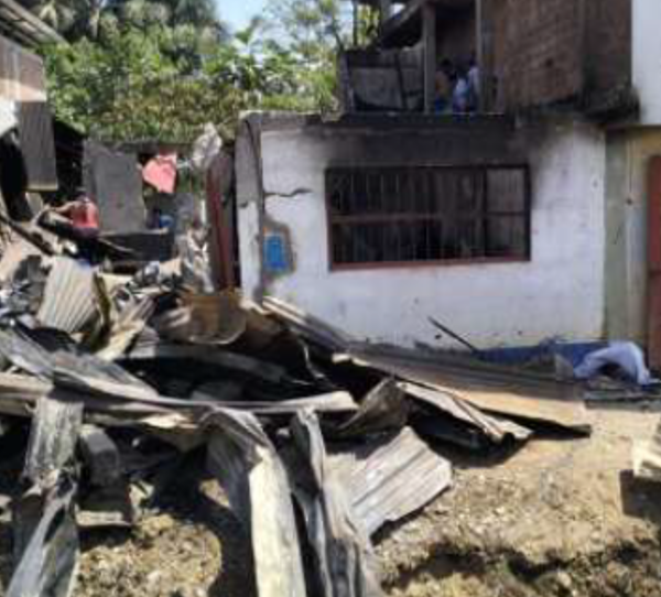 COENPeru's tweet photo. 📢 Amazonas: el 22/9 ocurrió un #IncendioUrbano en el centro poblado Mesones Muro, distrito #Imaza, provincia Bagua, que causó daños a viviendas. Municipio distrital extinguió el fuego y realiza la #EDAN. Personas damnificadas pernoctan en predio de familiar. https://t.co/x0cpNLfEhk
