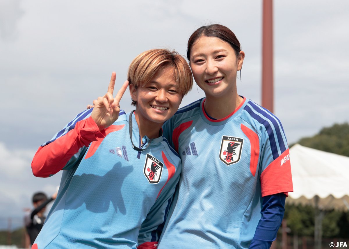 jfa_nadeshiko's tweet photo. 𝗦𝗺𝗶𝗹𝗲😁✨
桑原藍 ✖ 辻澤亜唯 ✖ 瀬野有希
祐村ひかる ✖ 浜田芽来 ✖ 鈴木菫
伊東珠梨 ✖ 塩越柚歩

@asiangames_2026 #IPPO
#なでしこジャパン #サッカー日本代表 https://t.co/PS1r4Cqmdg