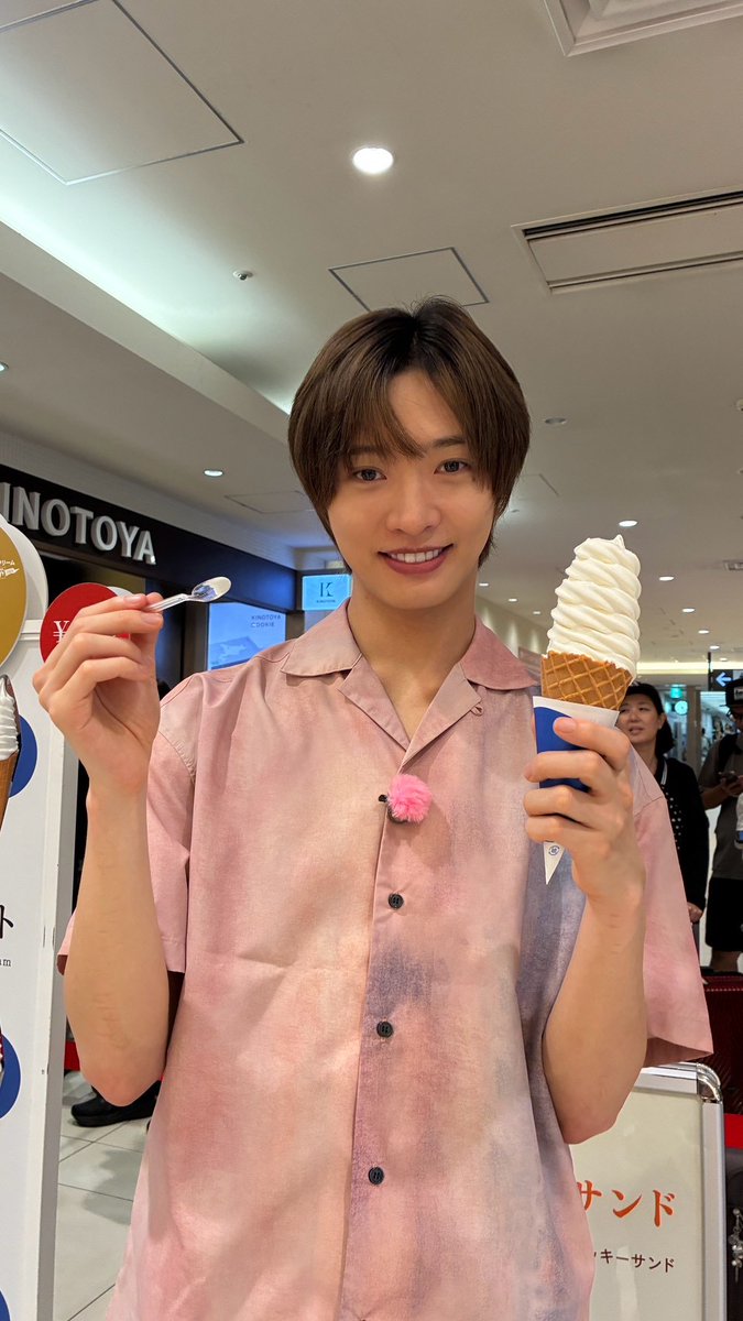 topicool_jp's tweet photo. 【トピクル】

【IMP.通信】ご褒美スイーツに大感動！佐藤新が「史上1番エアリー」とうなったチーズケーキとは

北海道の絶品グルメを味わい尽くした佐藤さん。思わず新千歳空港へ聖地巡礼に行きたくなるような、笑顔にあふれた放送でした

▼記事はこちら▼
🔗https://t.co/jWgs1cd1bS

＃佐藤新 https://t.co/eX5NXBJ65v