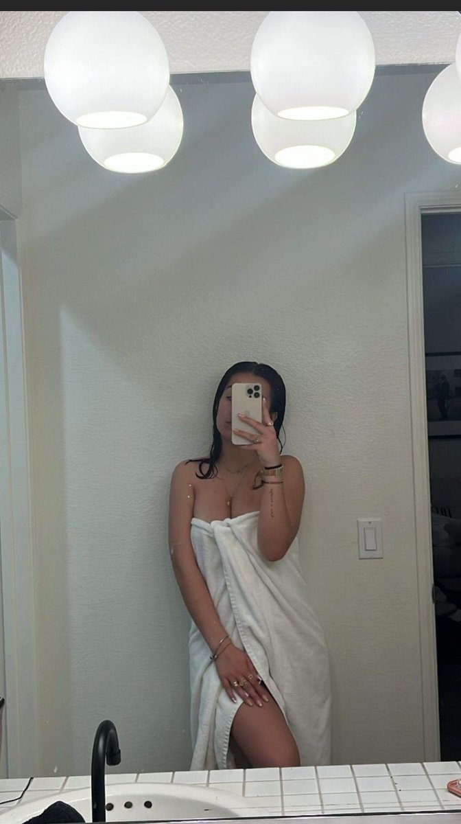 RussellMurhol's tweet photo. #trending #reelsinstagram #viral #instagram #fashion Dress by ion https://t.co/a3iobbMOYy