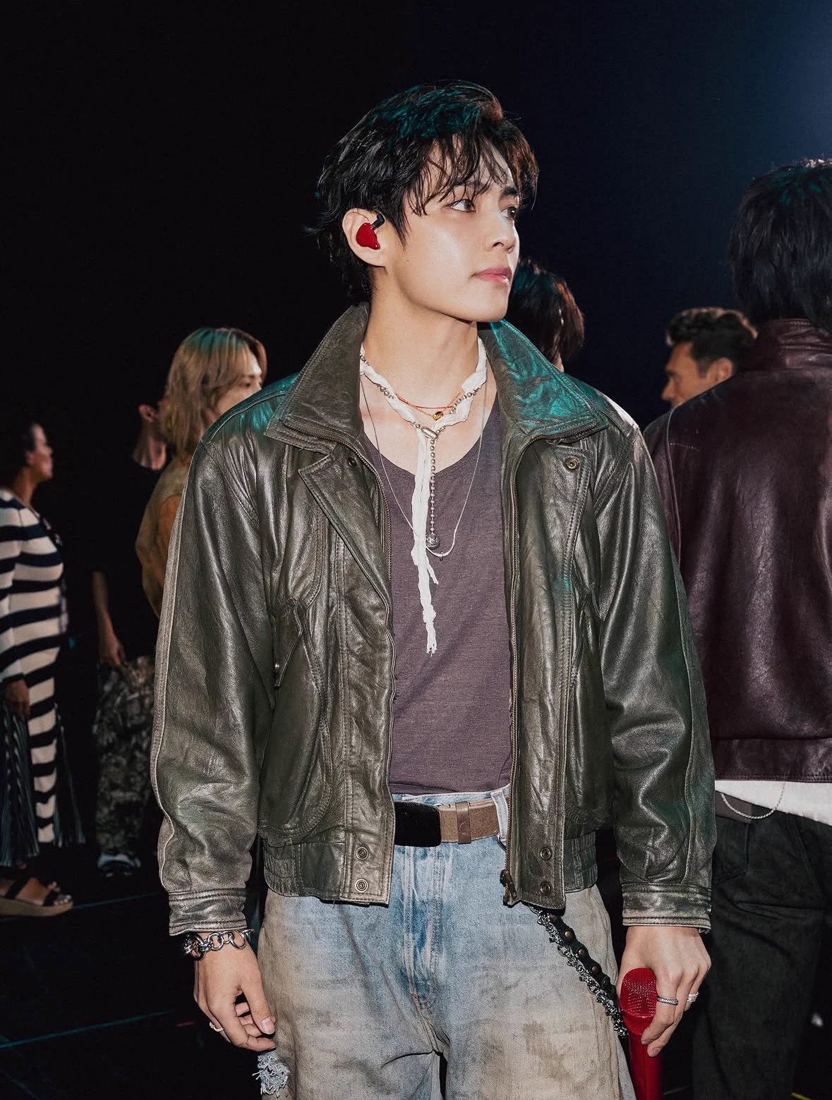 vivi⁷ saw bts on X: 