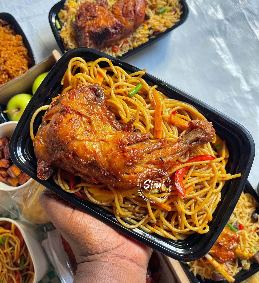 SisiSimifoodies's tweet photo. What will be available tomorrow 

Chicken rice with Turkey 11,500
Stir-fry Spaghetti with  Chicken 9,500
Jollof rice with Turkey 10,000
Beans Porridge with Fish 6,500
Moimoi 750
Every food-pack  comes with plantain, a bottle of Zobo . Kindly send a Dm to get place your order. https://t.co/EwzZg4fvYL