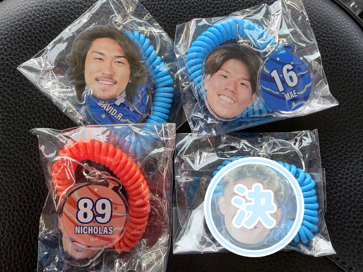 728r__'s tweet photo. 《交換》町田 ゼルビア ゼルガチャ zelvia  

スプリングゴム
譲┊4.16.89
求┊︎14 or 定価

マッチデーガチャ
譲┊2.2.2.6.6
求┊︎定価

目印
譲┊2
求┊︎7.14.20.23.33 or 定価

プレミアムガチャ
譲┊キーホルダー3.3.34 
　　缶バッジ 3.34
求┊︎缶バッジ7 or 定価

#ゼルガチャ https://t.co/4Q2QkVMIuP