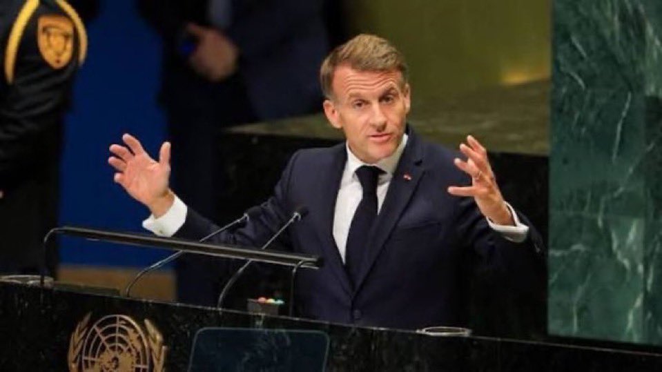 AlexandreRifai's tweet photo. Macron: ”Le Hamas n’a jamais sévi en Cisjordanie”
C’est un avocat du Hamas qui parle pour blanchir sa face des dizaines d’attaques terroristes
C’est le même Macron qui a récompensé le Hamas avec la reconnaissance suite au pogrom
C’est le même qui blanchit les djihadistes en Syrie https://t.co/WRZDAlgU4R