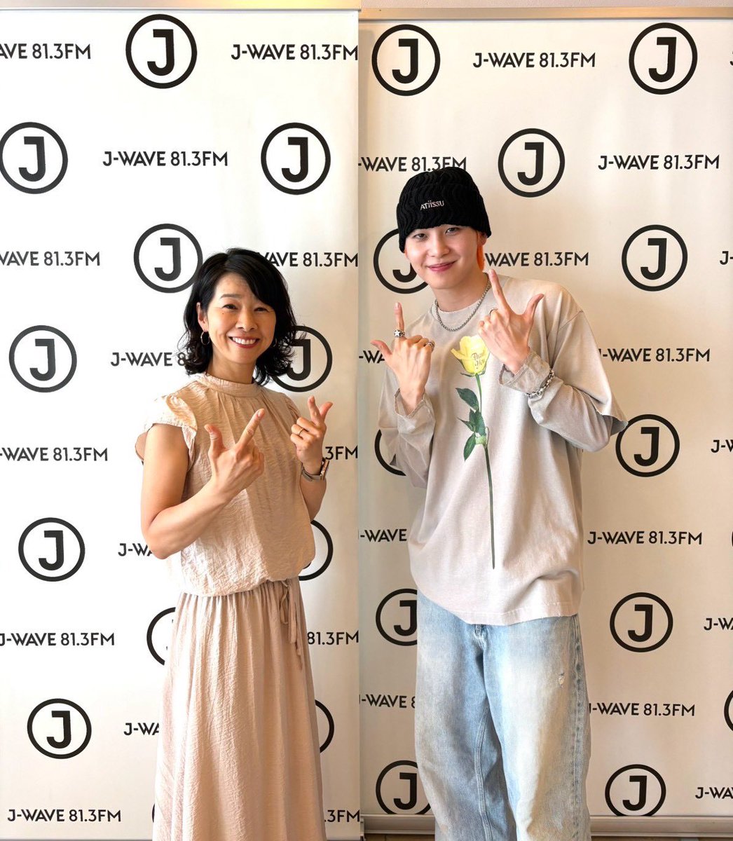 myashimoto20's tweet photo. 2026/09/23 放送📻
J-WAVE HOLIDAY SPECIAL SAISON presents HELLO, CLASSIC！
蓮くんトップス🌷
【Acne studios】
レイヤードグラフィックTシャツ
https://t.co/37QYUhwvG8

🔗radikoタイムフリー
https://t.co/nO684fVvPM 

#JO1 #川尻蓮 #JO1fashion https://t.co/3gXCuU43cY