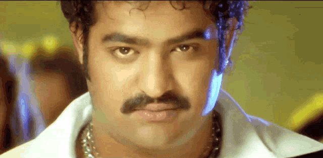 Dr_Hanu_06's tweet photo. @Maestro_9090 Adenti bro multistarrer antunnavu
 @tarak9999 anna guest role lo chesadu ga side character🔥🔥 https://t.co/vdZA0zk7aJ