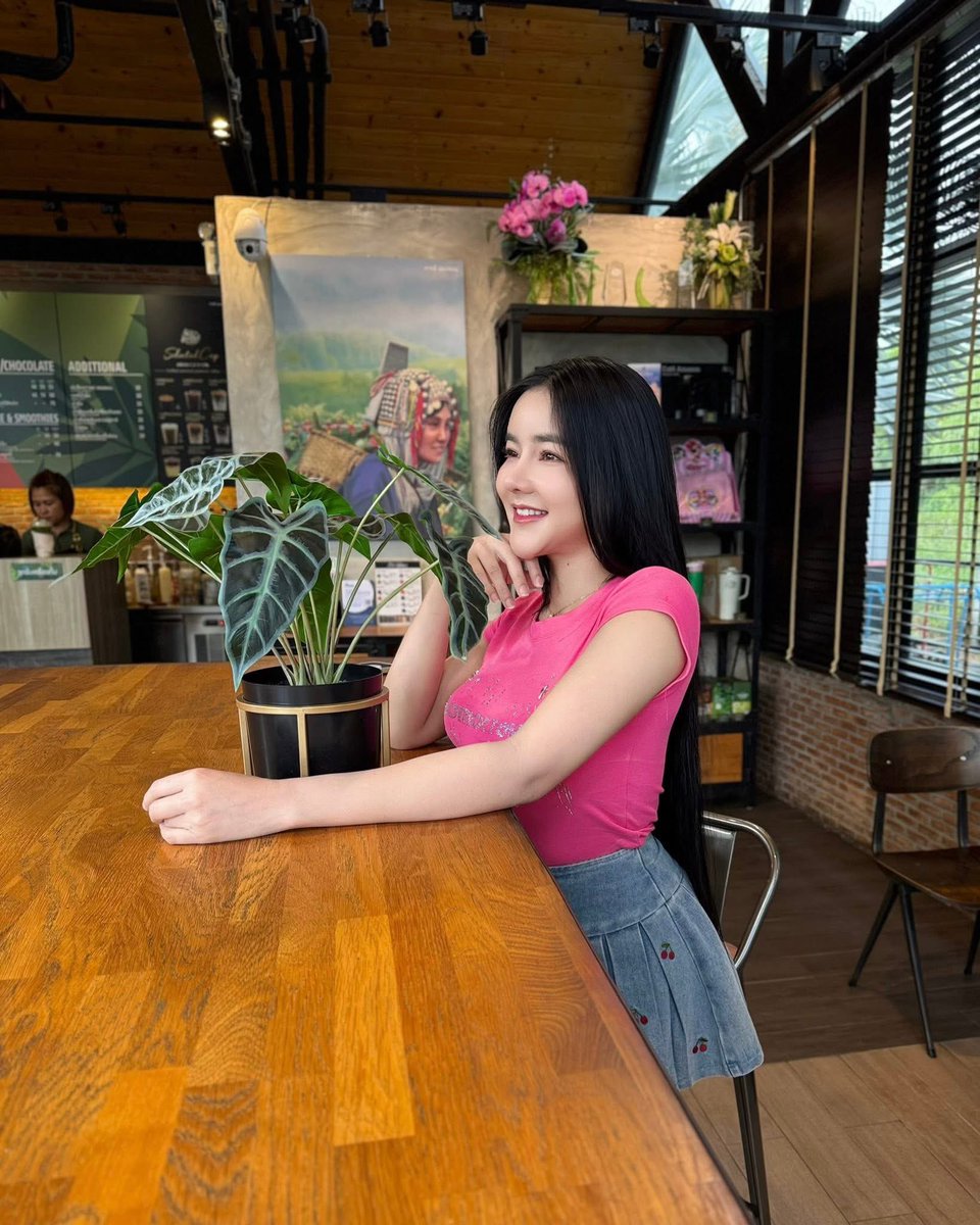 TramoddPhan's tweet photo. อเมซอนมั้ยคะพี่
👇
💖 อยากIIตก ก็มาสิคะ 👉 https://t.co/4ekNYn2hxc 👈 https://t.co/lweQ8ZW0f3