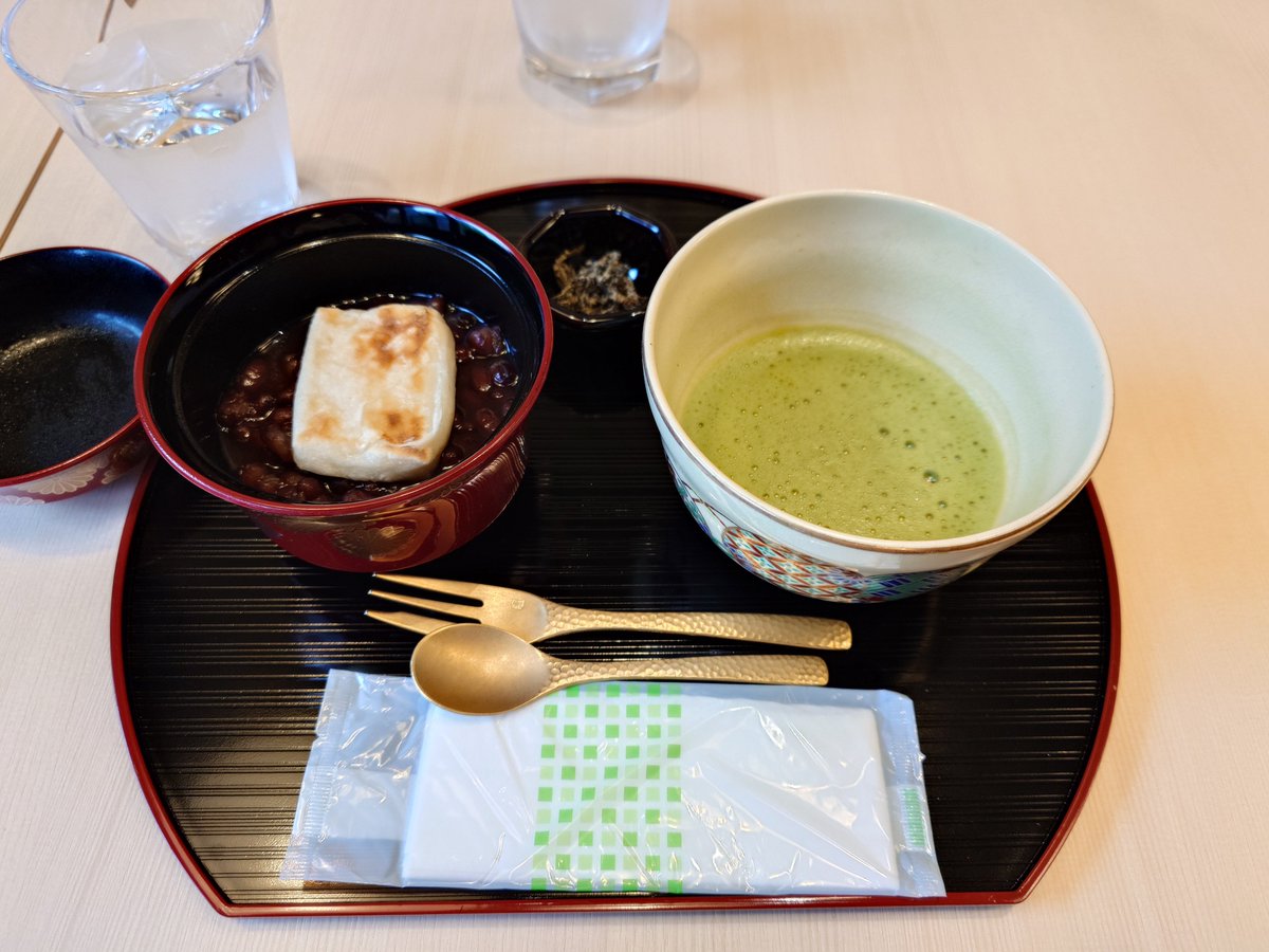 mackky_k's tweet photo. #すべてはすえまるさんのせい
今回の遠征で食べ物まとめて😋 https://t.co/27thsX9b7r