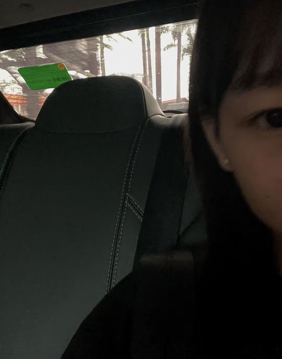 bongmeomeo115's tweet photo. Trốn bm ra khách sạn chơi với anh ❤️ https://t.co/FofL8aRu3T