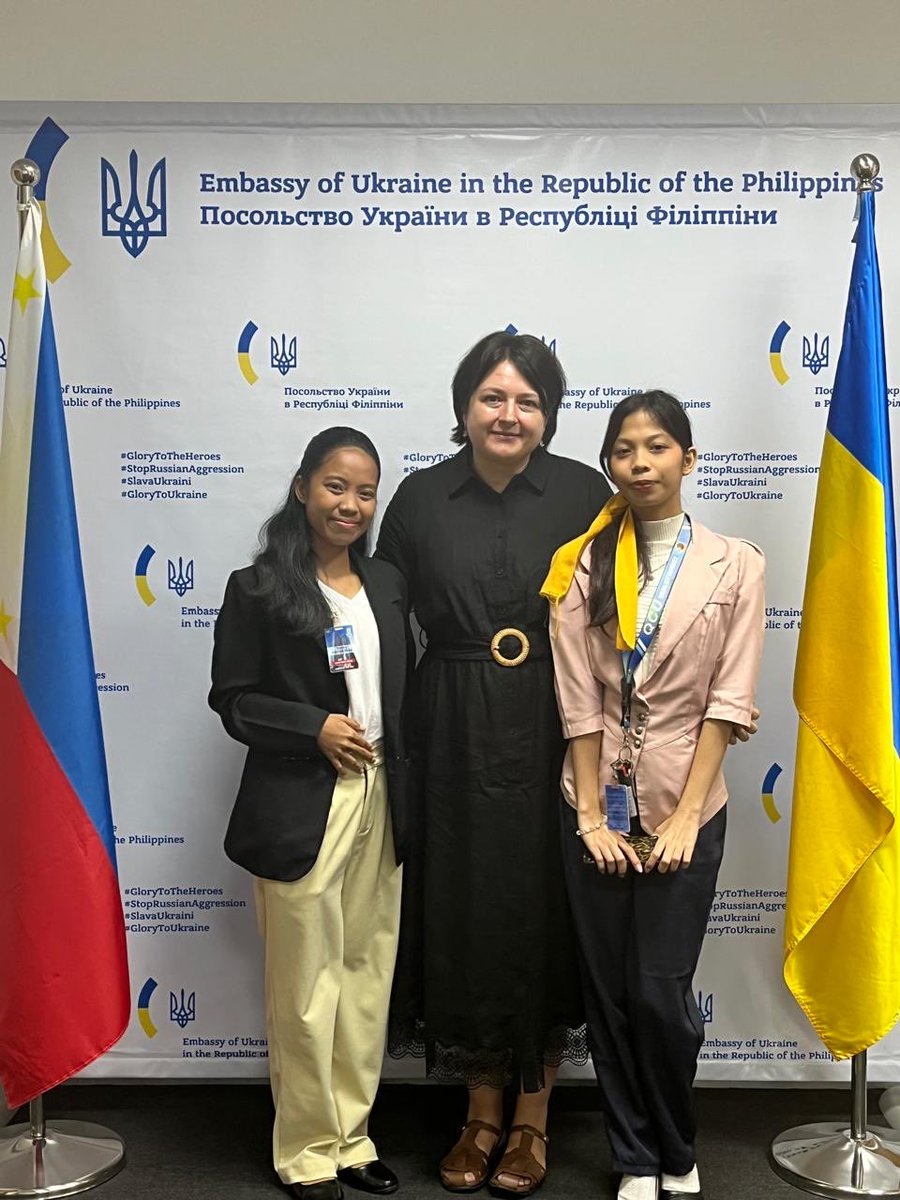 UKRinPH's tweet photo. The Embassy of Ukraine, together with SPARK Philippines, welcomed participants of the “Ambassador for a Day” programme.
An inspiring exchange on diplomacy, leadership and Ukraine–Philippines youth cooperation.
Thank you for the energy and fresh ideas! https://t.co/xiT61r7Ohu
