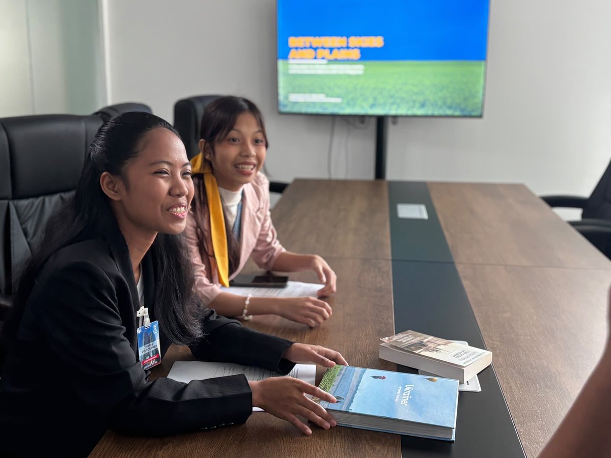 UKRinPH's tweet photo. The Embassy of Ukraine, together with SPARK Philippines, welcomed participants of the “Ambassador for a Day” programme.
An inspiring exchange on diplomacy, leadership and Ukraine–Philippines youth cooperation.
Thank you for the energy and fresh ideas! https://t.co/xiT61r7Ohu