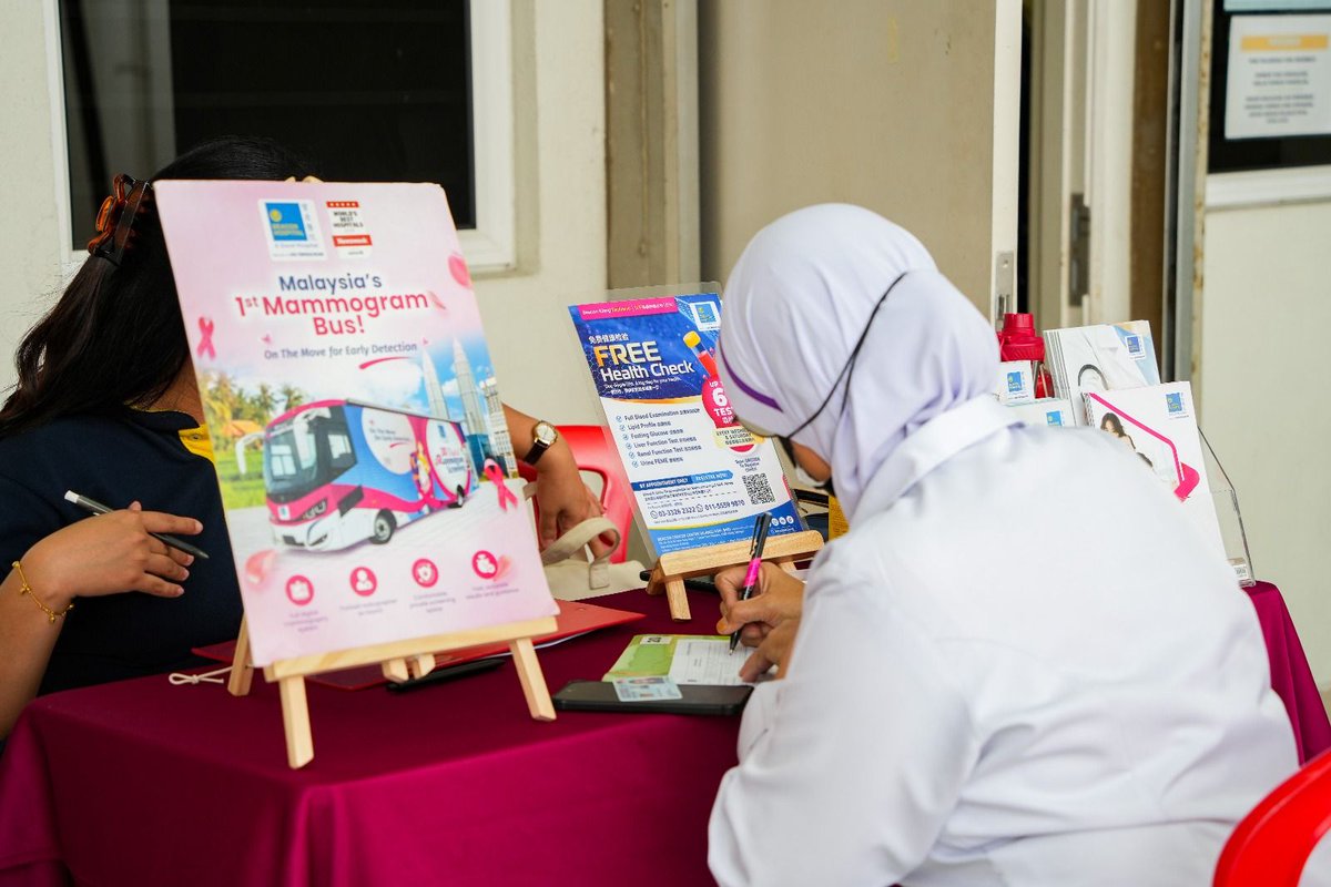 klangpkd's tweet photo. Terima kasih kepada Beacon Hospital serta semua pihak yang menjayakan program ini. Sesi MammoBus seterusnya akan diadakan pada:

📅 30 September 2026
📅 20 Oktober 2026
📅 25 Oktober 2026

Ayuh manfaatkan peluang saringan ini kerana pengesanan awal mampu menyelamatkan nyawa. 💗 https://t.co/evT46plPyE