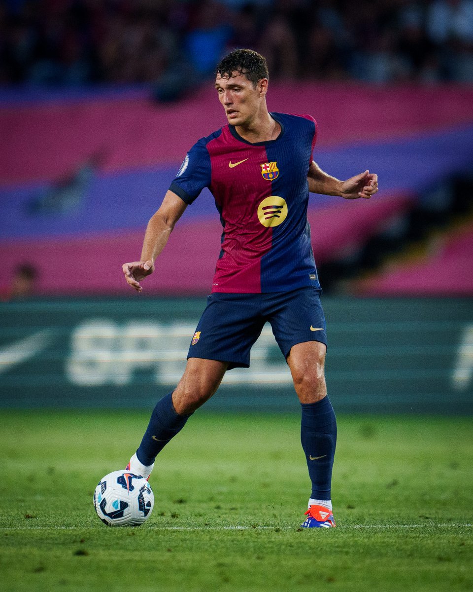futbolarena's tweet photo. Andreas Christensen, sakatlığı nedeniyle 2 ay sahalardan uzak kalabilir. (Mundo Deportivo) https://t.co/dhkKeecU2u