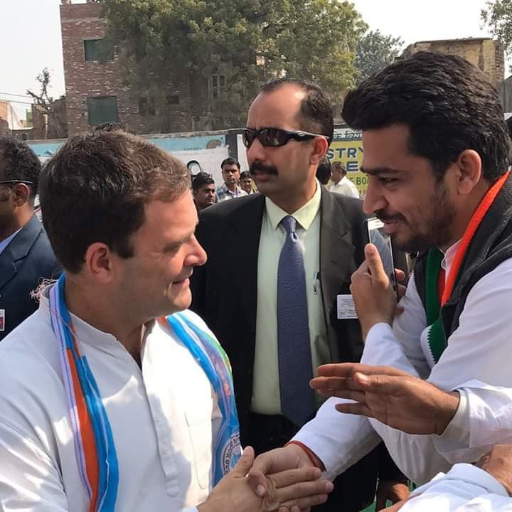 Chetants1993's tweet photo. अलीगढ़ शहर विधानसभा 2027 को लेकर राजनीतिक गतिविधियाँ तेज़ हैं। डॉ. सौरभ द्विवेदी @luckyalig का नाम गठबंधन के संभावित उम्मीदवार के रूप में चर्चा में है। शिक्षा,रिसर्च और कांग्रेस संगठन में उनकी भूमिका भी चर्चा का विषय है। आधिकारिक घोषणा का इंतज़ार है।
#DrSourabhDwivedi #Aligarh https://t.co/hbLVZoXRHi