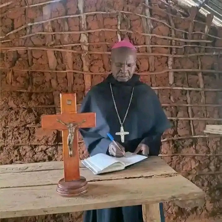 jacqueline83h's tweet photo. Alter and faith,
Proud Catholic girl https://t.co/oLCQvT7cwA