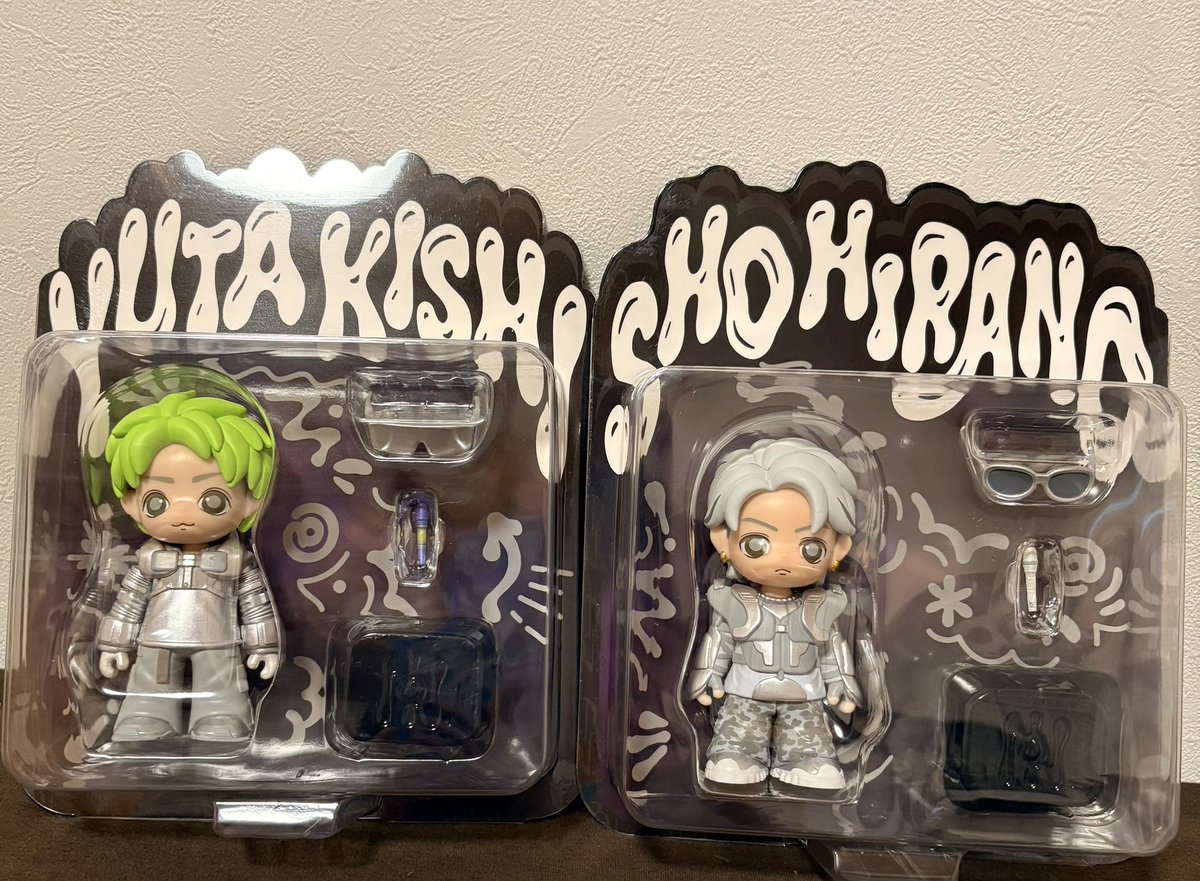 XqPS9lE0CV9CMnf's tweet photo. 二次受注分のフィギュア届きたました
❤️紫耀くんは母へのプレゼント
💜岸くんは妹へのおこぼれプレゼント
大切にしてよー!!!
#Number_FiGURES
#Number_i https://t.co/8f8P2L3KM0