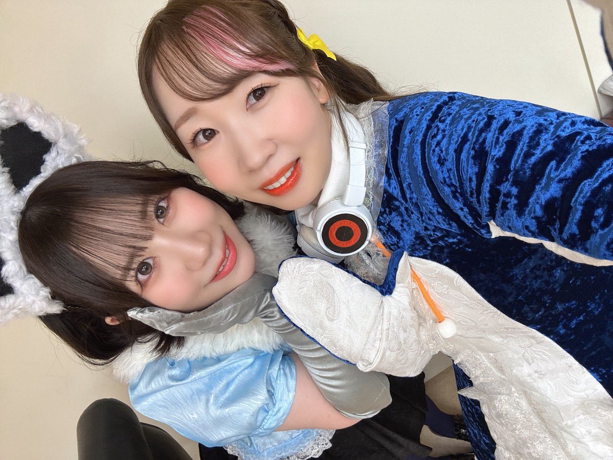 OnoSaki1126's tweet photo. どうビス3人でも撮りました🎶
楽しかった🎶
#けものフレンズ https://t.co/kz3atecYci