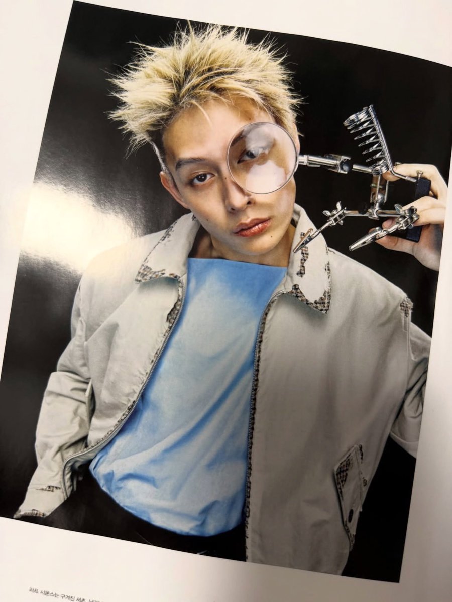 cortiseen's tweet photo. james vogue man korea magazine preview https://t.co/DXi0JT41uM