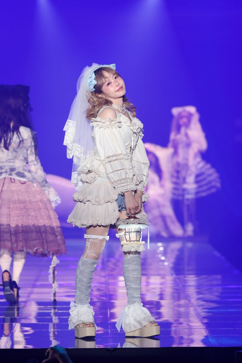 idolrunwaycolle's tweet photo. -FRUITS ZIPPER SPECIAL FASHION SHOW produced by LARME-

FRUITS ZIPPER @FRUITS_ZIPPER 

仲川瑠夏
櫻井優衣
松本かれん

第4回 IDOL RUNWAY COLLECTION 2026 A/W🩶
2026.9.20 横浜アリーナ

#IRC_TGC https://t.co/0VAO8oOg2q