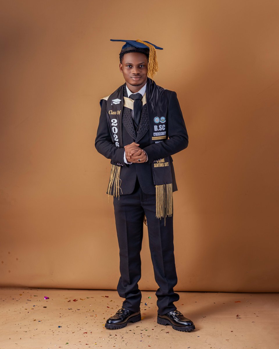 KoredeSec's tweet photo. Ibrahim A. Yusuf, GMCPN
https://t.co/gRU2LHOmSb. (Hons.) Cybersecurity 🎓
Pioneer President, NACSS UNIOSUN 24/26
1st Assembly Member, Faculty of Computing SRC

Failed a course in 100L. That one hit different. The kid who had always found school easy suddenly had to question himself.

I set out to become a 4-pointer and eventually did. Then somehow, university became certifications, multiple internships, projects, late nights, and a leadership journey that took me from the Faculty SRC to becoming NACSS’ pioneer President.

I tried to make NACSS bigger than just UNIOSUN too, spearheading the first attempt at connecting cybersecurity students across institutions for knowledge sharing and collaboration.

Four years later, there’s a lot to look back on.

Grateful for everyone who stood by me through it all.

Goodbye, UNIOSUN. ❤️🎓