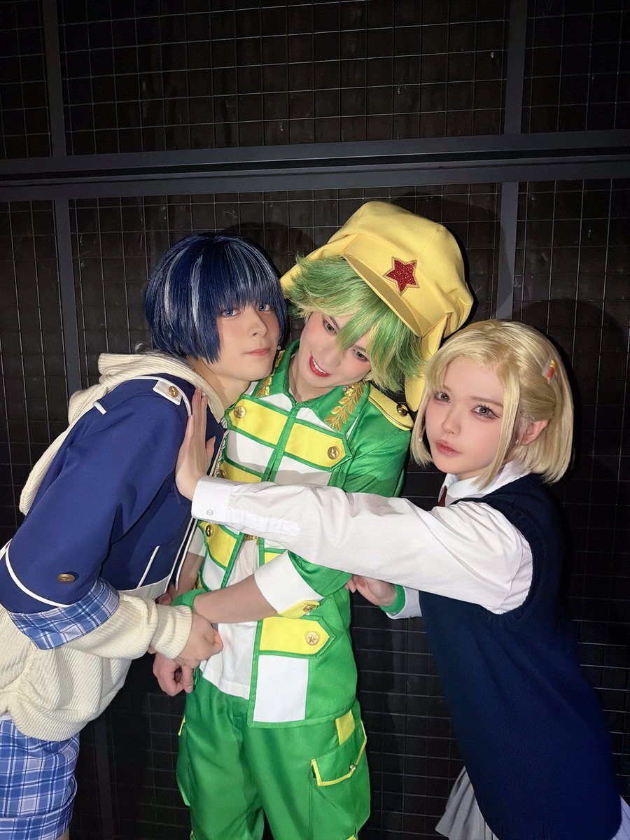 noa_AVAM's tweet photo. #ケロミュ 5日目ありがとうございました.ᐟ.ᐟ

ケロミュ日和な1日🐸☔️
ケロン星にいる気分でした!!

今日はタママさんとおじさまと♡
タママさんがおじさまを独り占めしようとしてきます…！っていうかあ、一撃必殺…？ https://t.co/kMkLJzPbBQ