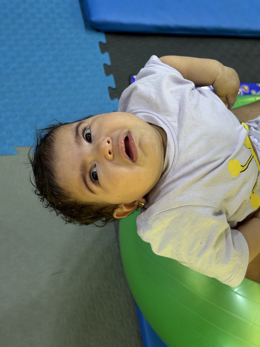 MuhammadSmiry's tweet photo. Karen during physical therapy https://t.co/WdaVSvMJ2K