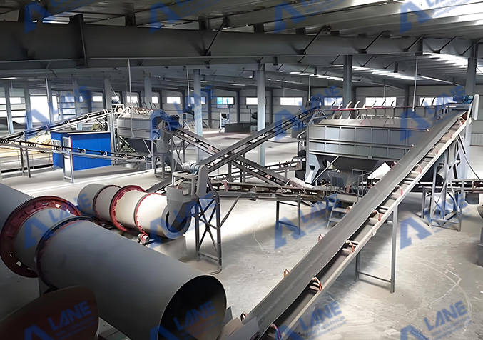 Luka_Fertilizer's tweet photo. Turn organic waste into market-ready fertilizer. Our production lines combine crushing, mixing, granulation, drying, screening and packing—customized to your raw materials, capacity and budget. Planning a fertilizer plant? 
Let’s talk. #OrganicFertilizer #FertilizerPlant https://t.co/AQhRzSK7Rn