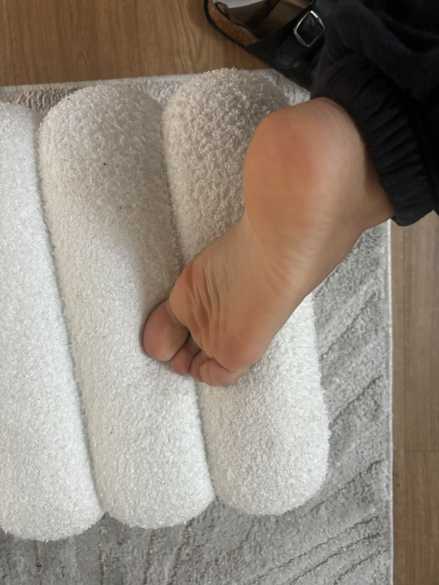 footzilla08's tweet photo. Bonjour les kiffeur https://t.co/QHAOUaMfxt