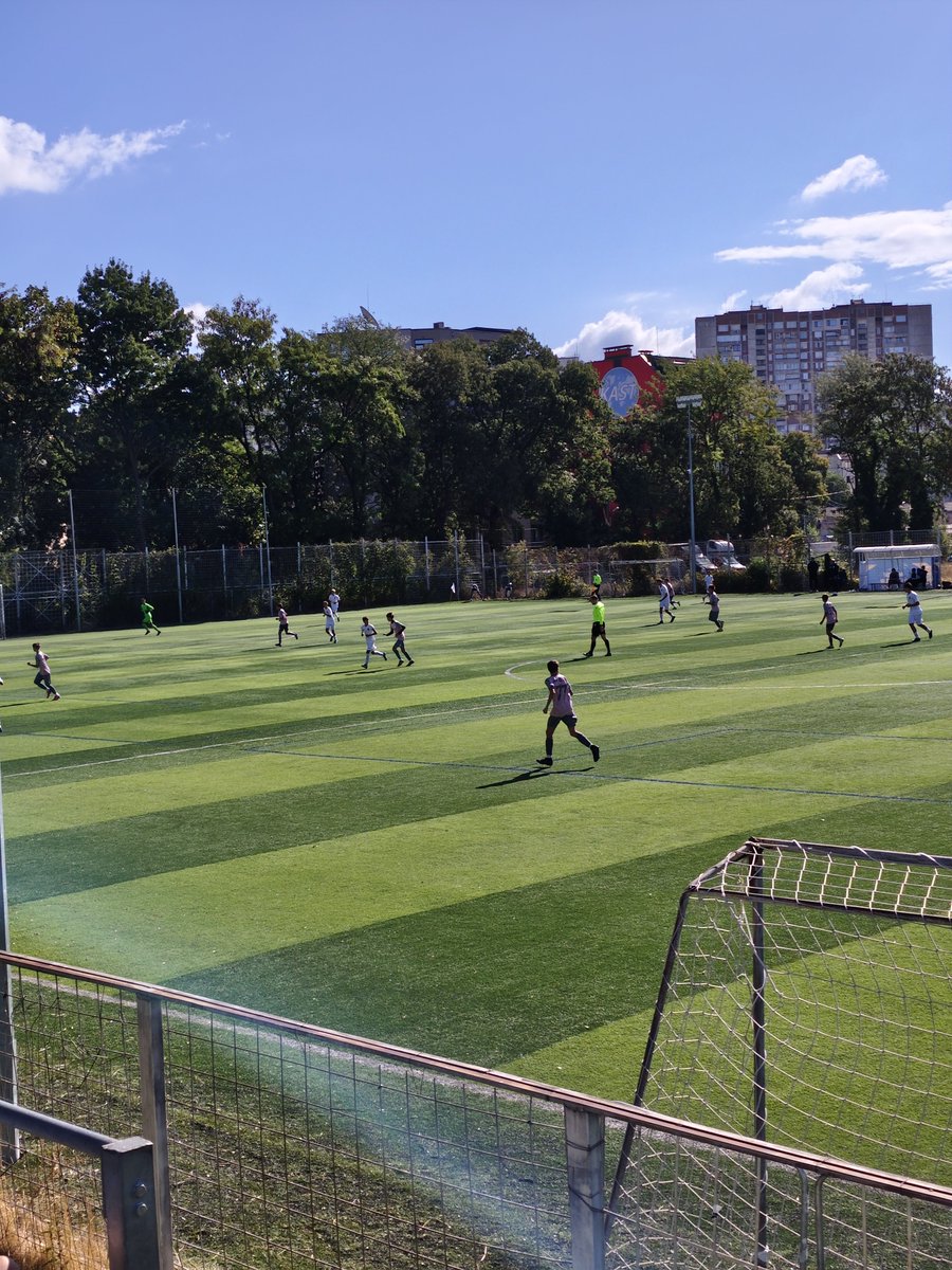 BalkanMatchday's tweet photo. GOOD MORNING FROM SOFIA. 🇧🇬
Another football day begins. ⚽
Slavia 🆚 Botev
🏟️ 57 Спортно училище https://t.co/0RhhK7NwEg