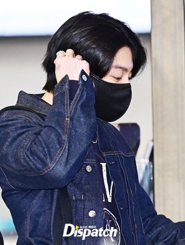 mniyajk97's tweet photo. HES SO PRETTY https://t.co/18PWpATjWZ