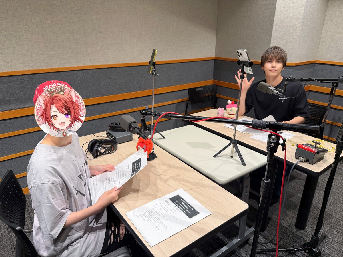 cocochill_temp's tweet photo. ＼23話目配信／ 
#岩岡徹（#Da_iCE）がお届けするPodcast番組。テンプスタッフpresents ここチル。☕️

今回もコーナーMC #莉犬（#すとぷり）と一緒にお届けです🎲🐶
今回が莉犬さん最後の出演回となります💐

👇23話目配信中👇
https://t.co/J9BCdufIqu

 #ここチル #テンプスタッフ https://t.co/fPOiChytRE
