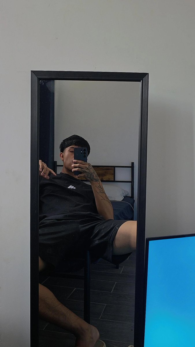 miamigodave's tweet photo. Hey !  Mira mis nuevas fts 🫶🏾🔥
https://t.co/tuFQbWOAJr https://t.co/Yd1hjGS6Tt