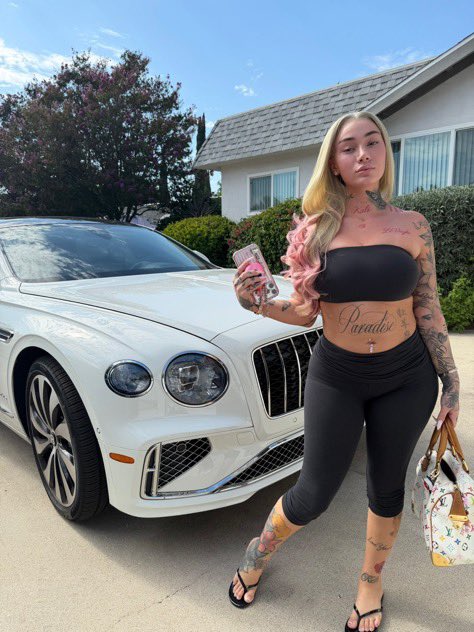 yunganbhad's tweet photo. @alicesbone @BhadBhabie lookin better than ur whore mother thats for sure https://t.co/KR88ODN5bQ