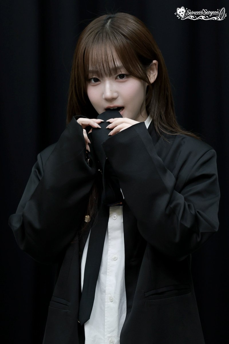 Seowoo_0501's tweet photo. 20260913 starlike music
🖤
#tripleS #트리플에스 #윤서연
#SeoYeon #서연 https://t.co/PnLhVMr3w3