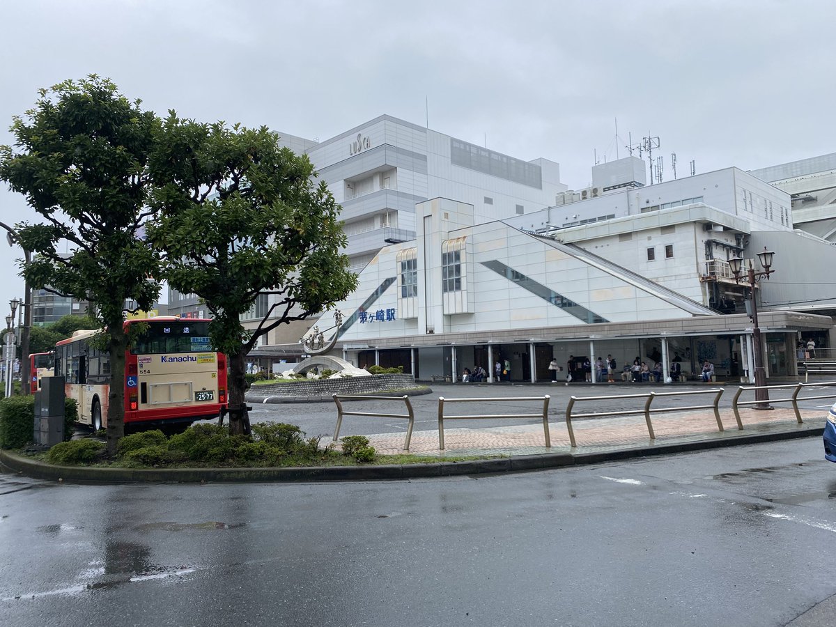 Royroy_0712's tweet photo. 雨の茅ヶ崎市美術館 https://t.co/sWJvEiQAJ6