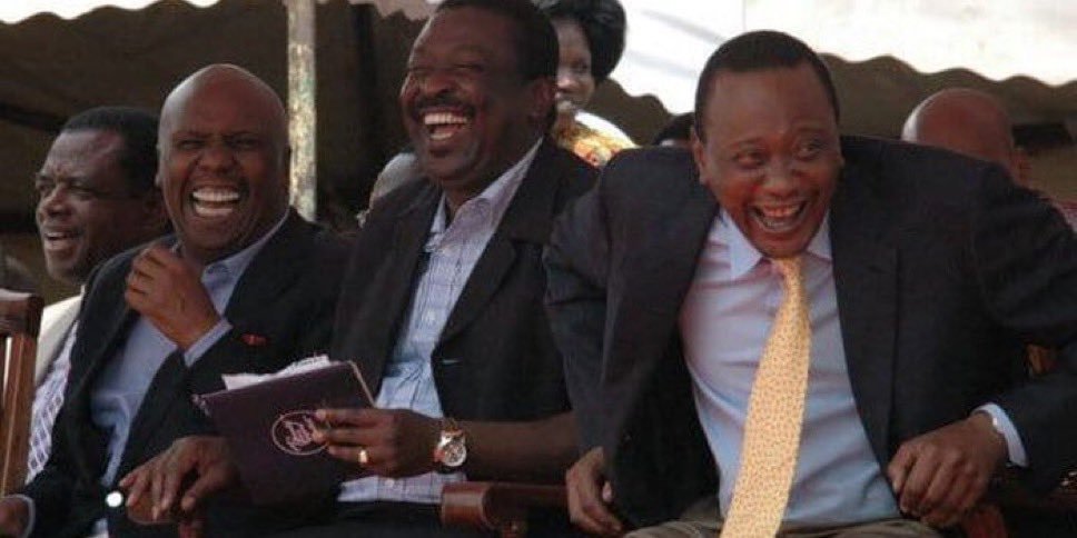 __Mamosh1's tweet photo. Bhangi ya millennials ilikuwa inakaa kwa kichwa miaka saba https://t.co/ENmSItGZeE