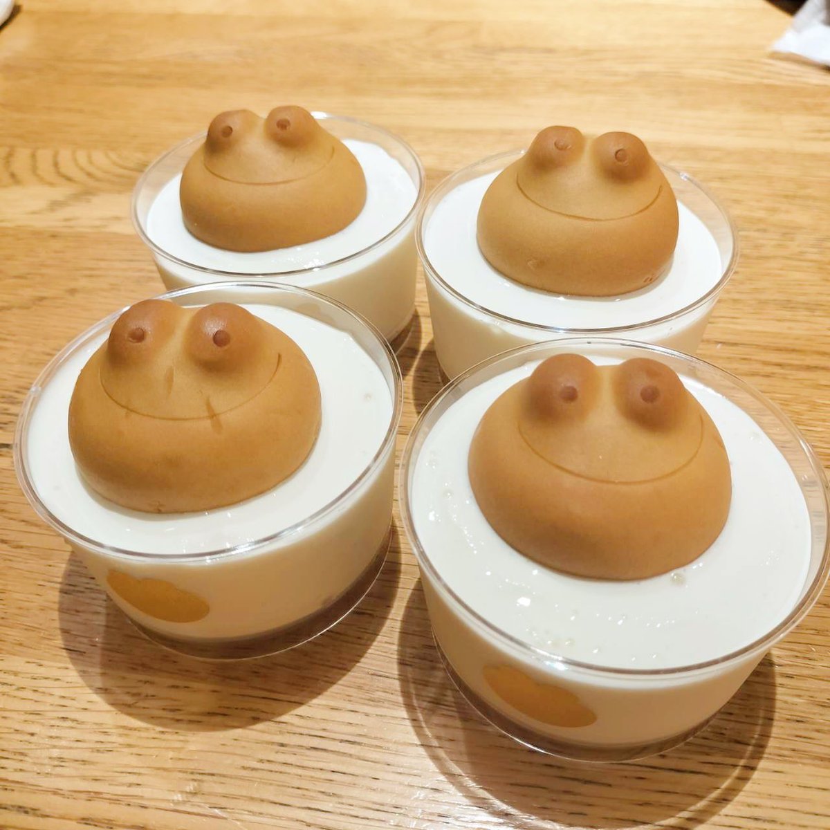 polerbear_hs's tweet photo. 豪遊しました🐸🍕 https://t.co/zCV9u909qA