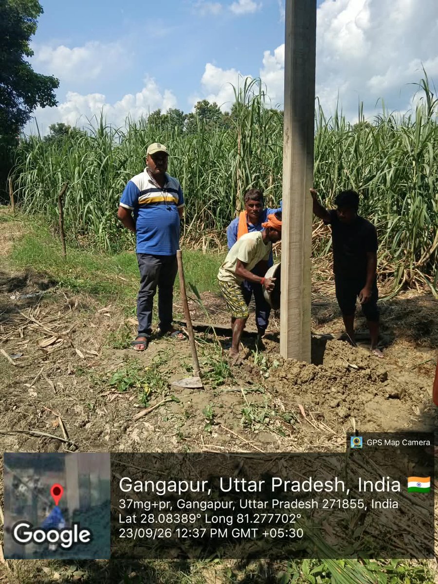 mvvnlbahraich's tweet photo. जनपद बहराइच के विद्युत उपकेन्द्र मोतीपुर के ग्राम गंगापुर में RDSS LOH Phase-3 के अंतर्गत विद्युतीकरण का कार्य युद्धस्तर पर किया जा रहा है। ग्रामीण क्षेत्रों में बेहतर एवं सुचारु विद्युत आपूर्ति सुनिश्चित करने की दिशा में कार्य निरंतर जारी है। #Rdss @AKSharmaOffice @mduppcl @MVVNLmd @UPPCLLKO @MVVNLHQ @CeDevipatan @DMBahraich