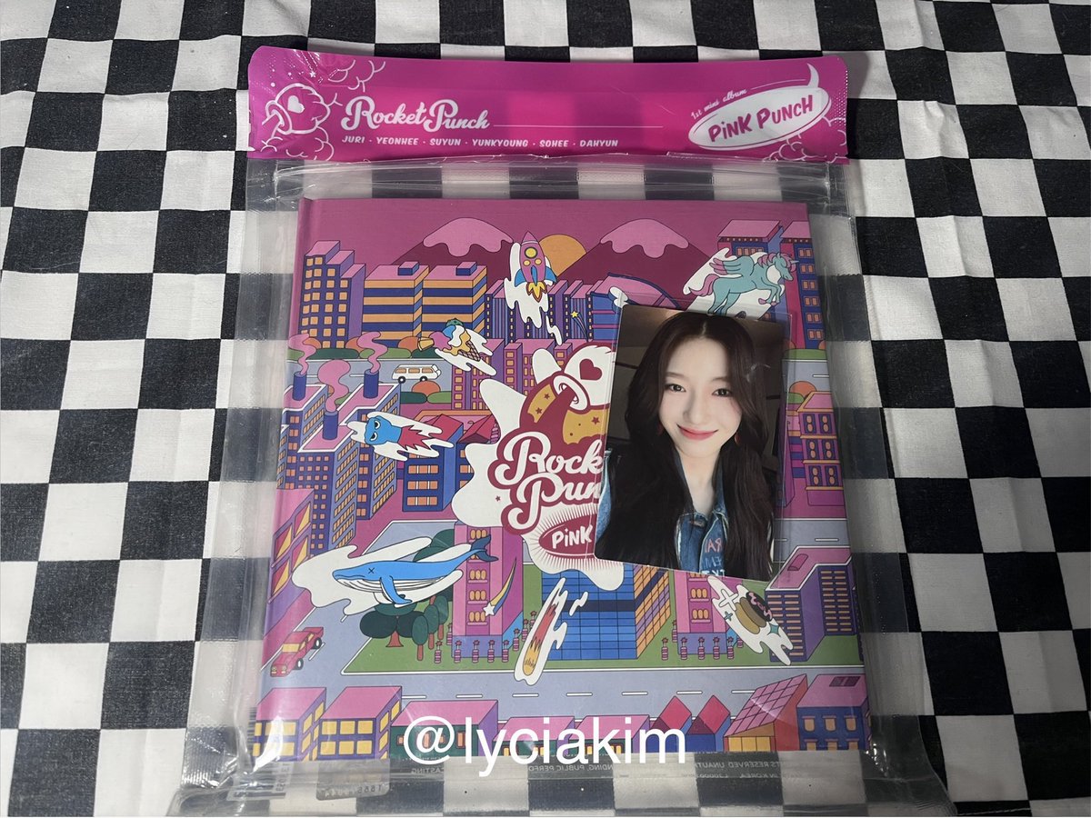 lyciakim's tweet photo. ( wts / พร้อมส่ง ) rocketpunch

☆ Pink Punch - 300 ฿

🚗 ส่งฟรี ( ทักมาขอดูรูปเพิ่มเติมได้ค่า )
#ตลาดนัดrocketpunch https://t.co/nGnq27rfDb