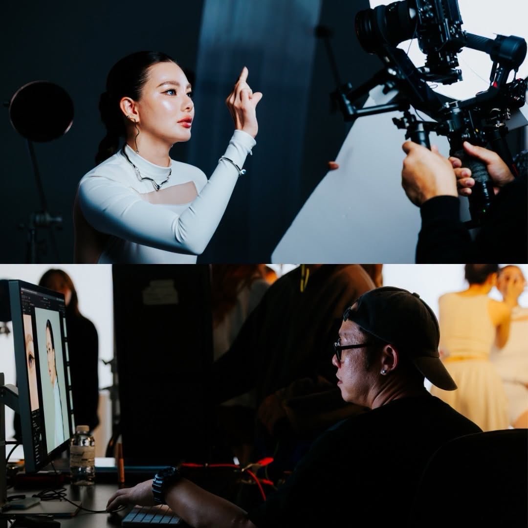 CosmeticsTiara's tweet photo. CAPTURING THE PROCESS.
Big love to our muse and every creative mind behind the lens
TIARA FixMe Brow Mascara
#TIARABEAUTY
#TIARATHAILAND
#BehindTheScenes
#มาสคาร่าคิ้วเทียร่า
#ดิวอริสรา https://t.co/IqhyDMvqK2