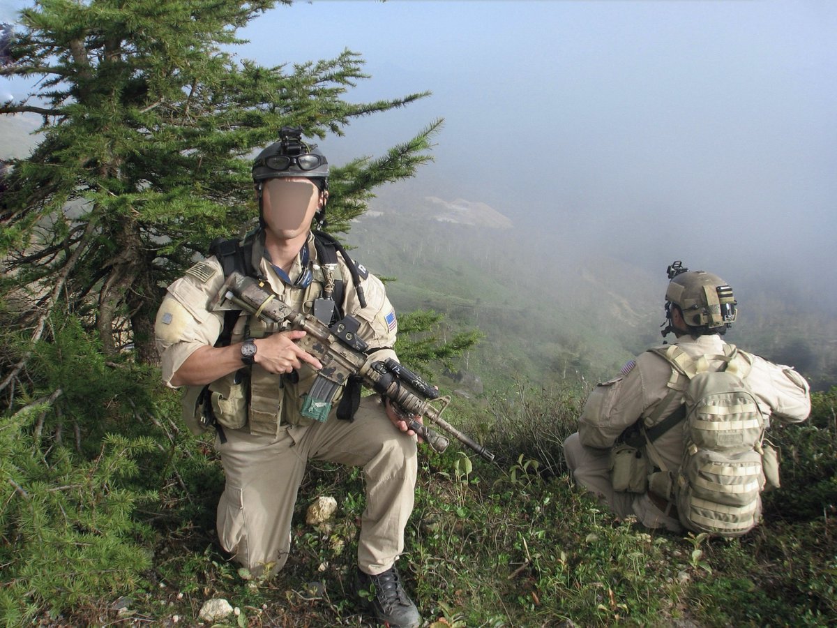 Frodo_FA4's tweet photo. Search and Rescue of the ‘Lone Survivor’ https://t.co/KckCzAkI76