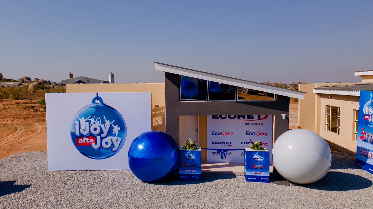 econetzimbabwe's tweet photo. A celebration of winners, possibilities, and changing lives. 🚗☀️

Today, we’re handing over prizes from the iJoy Afta Joy Promotion, including houses, cars, solar panels, and more.🏡🚗

#iJoyAftaJoy #InspiredToChangeYourWorld #Econet https://t.co/VJXjg0ylC8