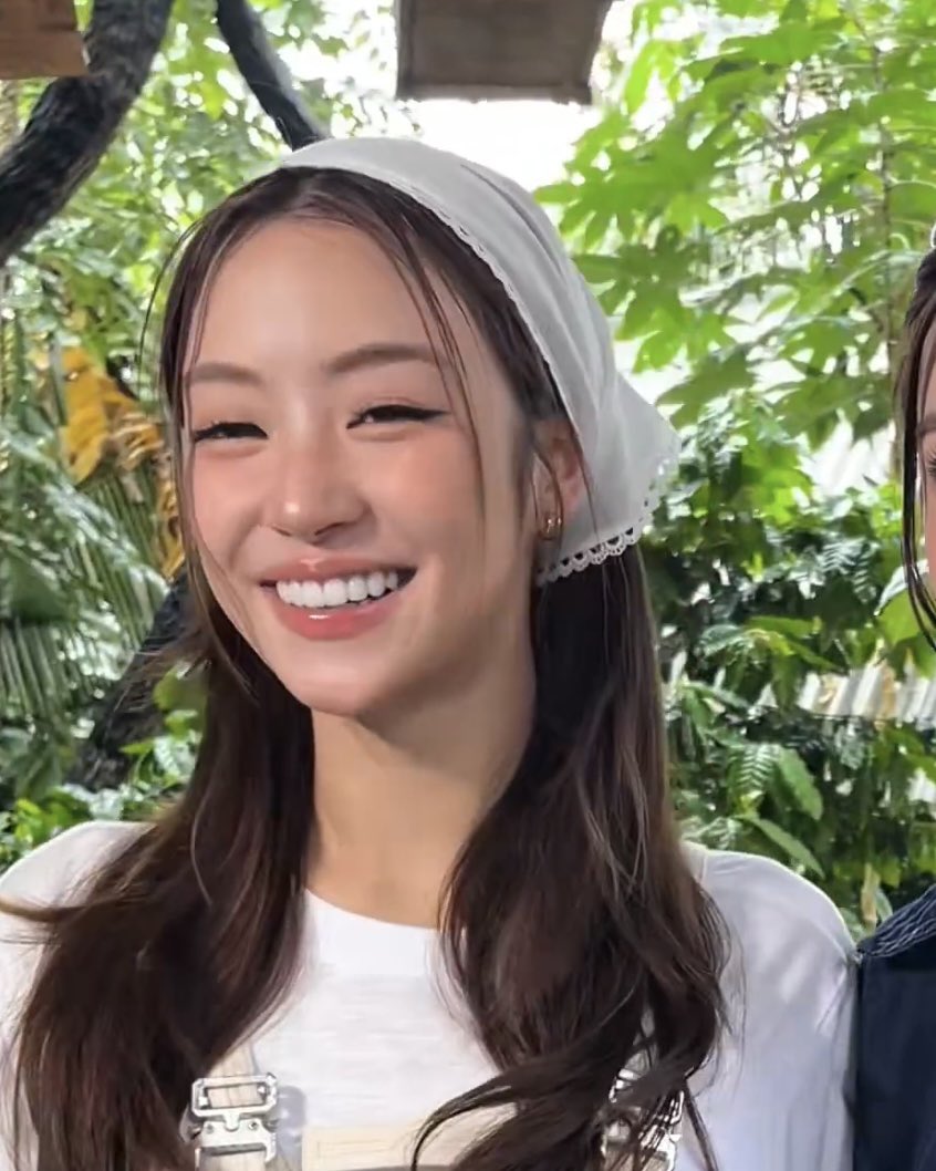 KimTaengooss's tweet photo. ยิ้มก็หวาน ตาก็ขีด ลายน้ำก็ชัด https://t.co/RRK4evx7xk