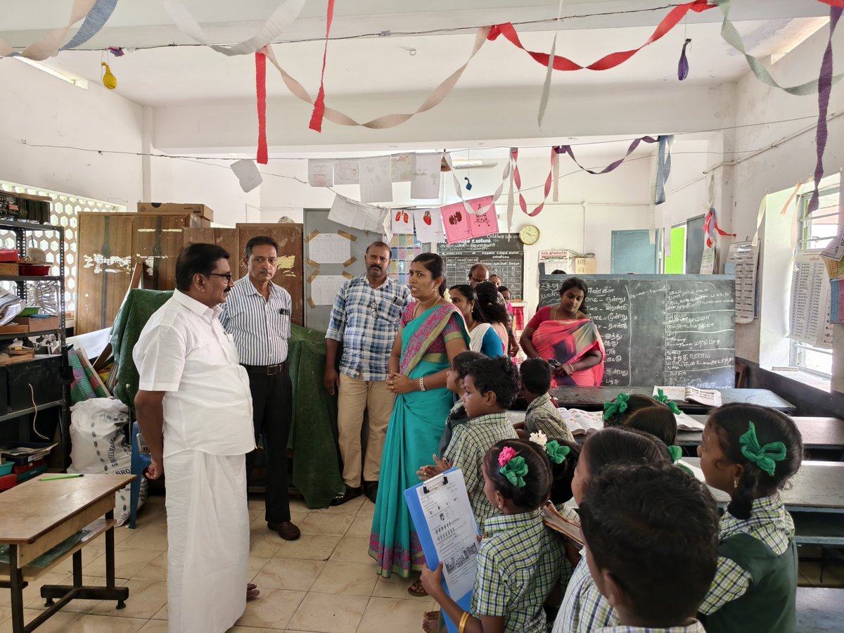 RChellaswamyCPM's tweet photo. பத்மநாபபுரம் சட்டமன்றத் தொகுதிக்குட்பட்ட திருவட்டார் ஊராட்சி ஒன்றியம், பேச்சிப்பாறை ஊராட்சியில் உள்ள அரசு தொடக்கப்பள்ளி, அரசு உயர்நிலைப்பள்ளி மற்றும் கோதையாறு கீழ்முகம் பள்ளிகளில் இன்று நேரில் சென்று ஆய்வு மேற்கொண்டேன்.

ஆய்வின்போது, பள்ளிகளின் அடிப்படை வசதிகள் மற்றும் https://t.co/fG5z4pRy8q